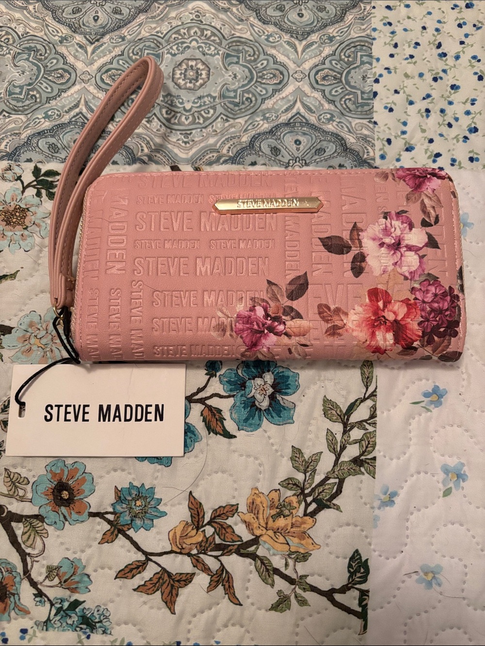 Steve Madden Pink Floral Zip Wallet Wristlet